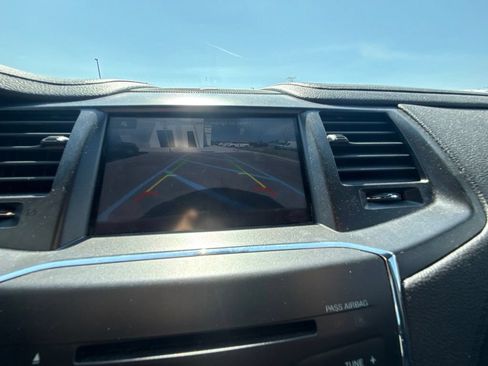 Used 2015 Lincoln MKS AWD w/ Equipment Group 201A image 25