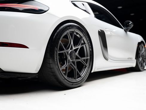 Used 2023 Porsche 718 Cayman GT4 RS w/ Weissach Package RWD image 73