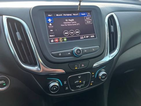 Used 2022 Chevrolet Equinox LT w/ LPO, Floor Liner Package FWD image 8