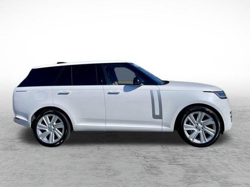 Used 2022 Land Rover Range Rover SE AWD/4WD image 4