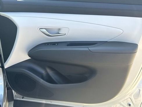 New 2026 Hyundai Tucson SEL w/ Tow & Go Package FWD image 17