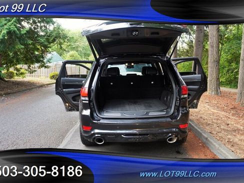 Used 2014 Jeep Grand Cherokee SRT8 w/ Luxury Group II AWD/4WD image 30