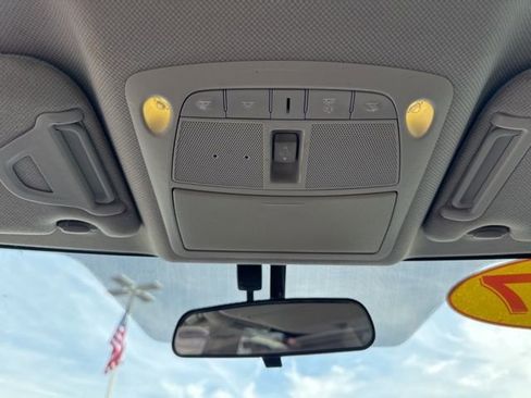 Used 2017 Nissan Sentra SV w/ Style Package image 15