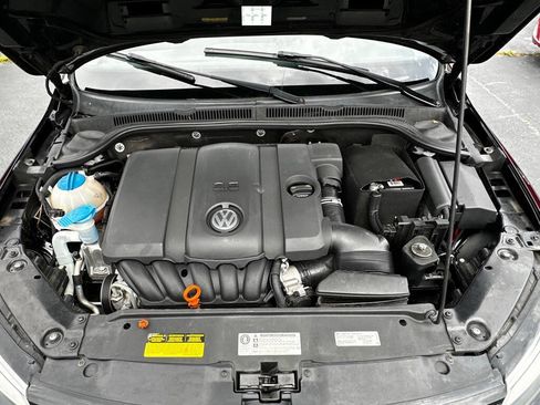 Used 2012 Volkswagen Jetta SE FWD image 21