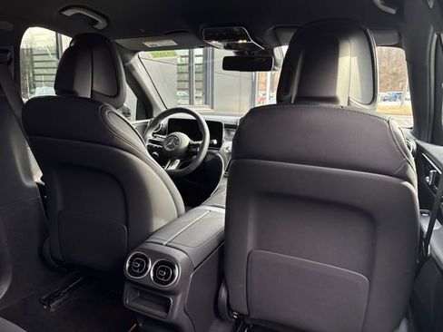 Used 2025 Mercedes-Benz GLC 300 GLC 300 image 43