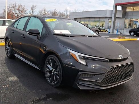 Used 2023 Toyota Corolla XSE image 2