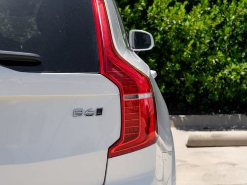Used 2024 Volvo XC90 B6 Ultimate w/ Protection Package Premier AWD/4WD image 58