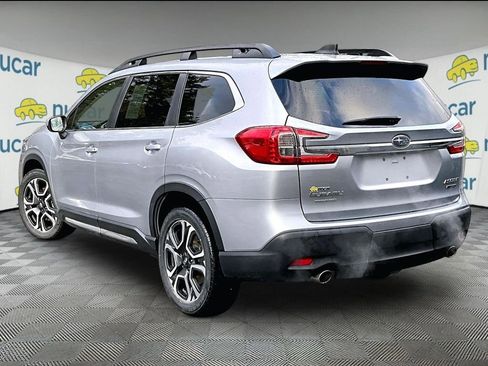 Used 2023 Subaru Ascent Limited image 4