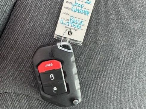 New 2026 Jeep Gladiator Sport image 10