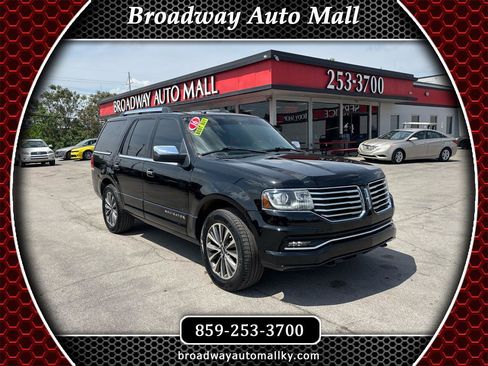 Used 2016 Lincoln Navigator Select AWD/4WD image 1