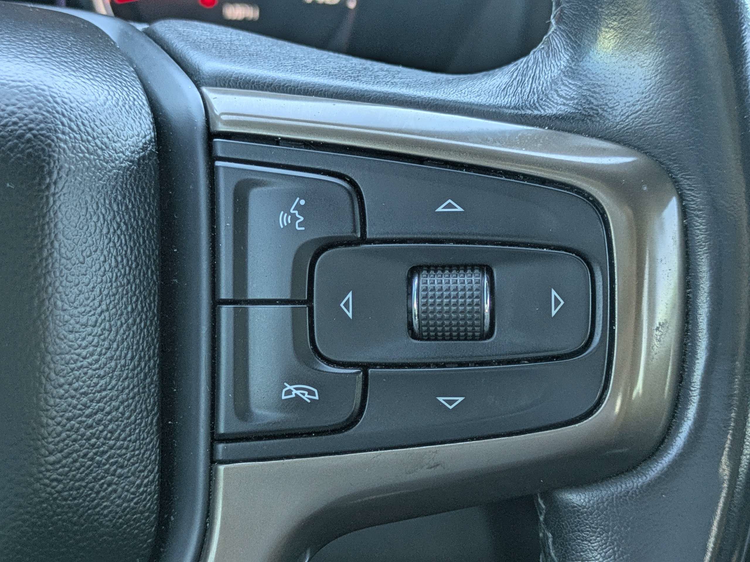 Used 2023 Chevrolet Silverado 3500 High Country AWD/4WD image 24