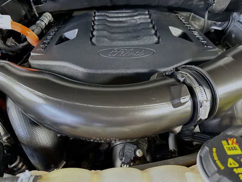 Certified 2023 Ford F150 Limited AWD/4WD image 9