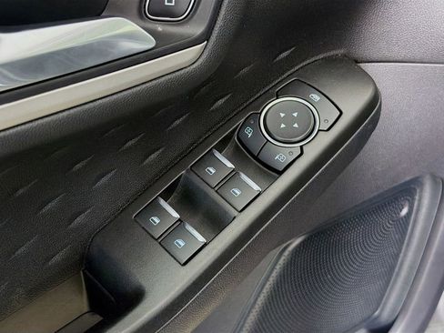 Used 2020 Ford Escape SE Sport FWD image 18