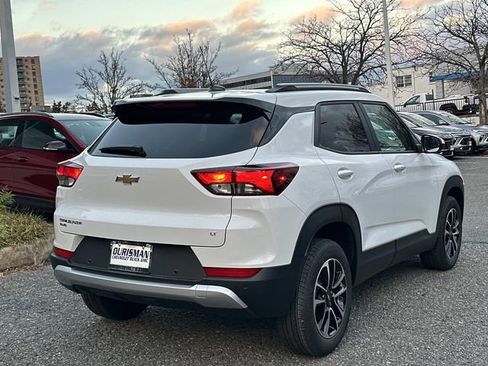 New 2026 Chevrolet TrailBlazer LT w/ Convenience Package image 2