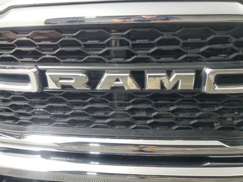 Used 2023 RAM 2500 Tradesman AWD/4WD image 10