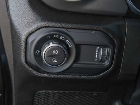 Used 2023 Jeep Gladiator Willys image 29