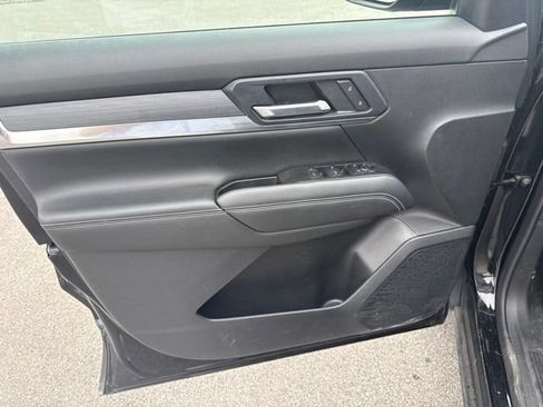 Used 2025 GMC Terrain Elevation FWD image 14