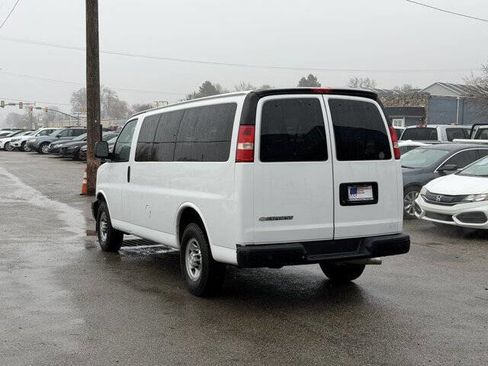 Used 2017 Chevrolet Express 2500 LS image 7