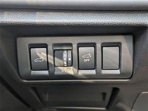 Certified 2025 Subaru Outback Onyx Edition XT image 22