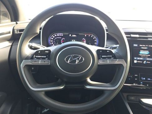 Certified 2024 Hyundai Santa Cruz SEL image 10