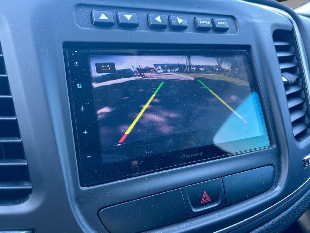 Used 2016 Chrysler 200 Limited FWD image 21