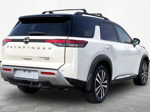 Used 2024 Nissan Pathfinder Platinum w/ Cargo Package image 5