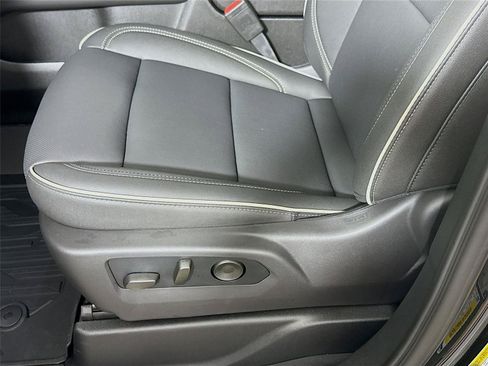 New 2026 GMC Yukon XL Elevation w/ LPO, Floor Liner Package AWD/4WD image 14