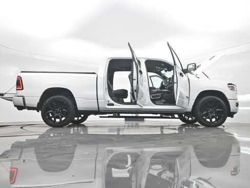 Used 2023 RAM 1500 Laramie AWD/4WD image 45