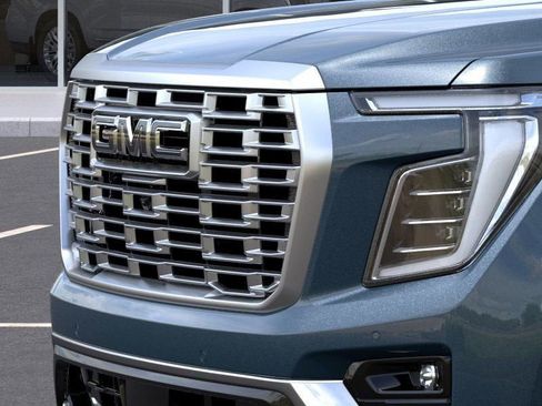 New 2026 GMC Yukon Denali image 13