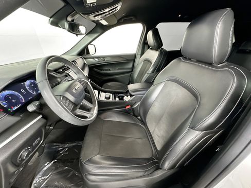 Used 2023 Jeep Grand Cherokee Altitude image 20