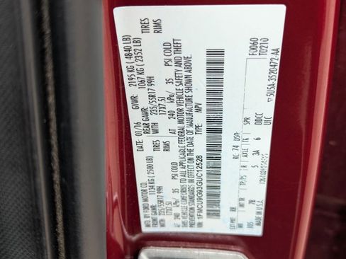 Used 2016 Ford Escape SE w/ Equipment Group 201A image 16