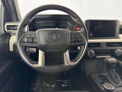 Used 2024 Toyota Tacoma SR5 image 31