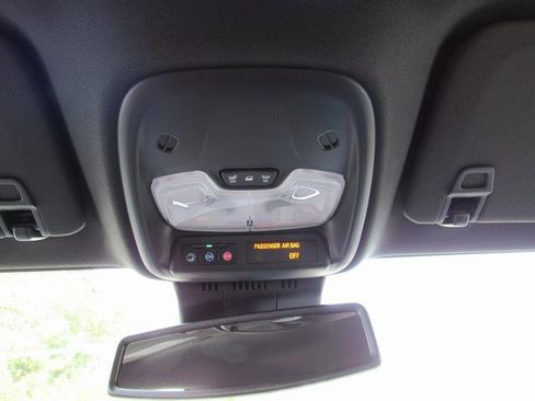 New 2026 GMC Canyon Elevation w/ Convenience Package image 17