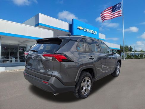 Used 2025 Toyota RAV4 LE image 4