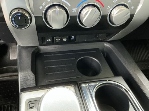 Used 2020 Toyota Tundra SR5 image 27