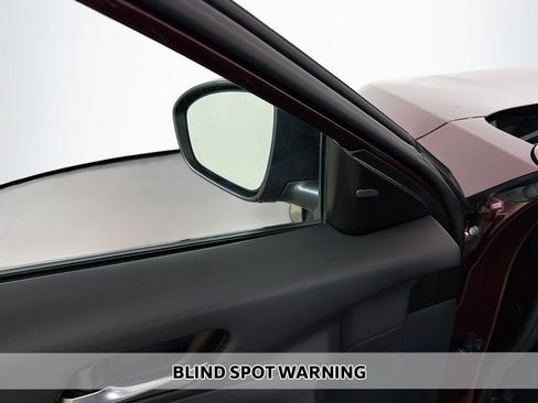 Used 2025 Nissan Altima 2.5 SV FWD image 3