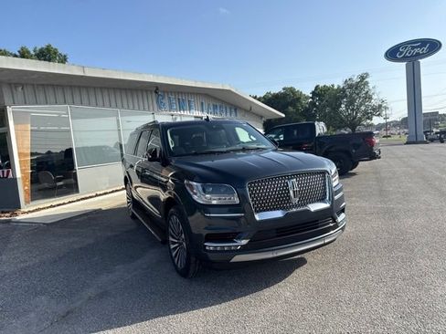 Used 2021 Lincoln Navigator L Reserve w/ Luxury Package AWD/4WD image 10