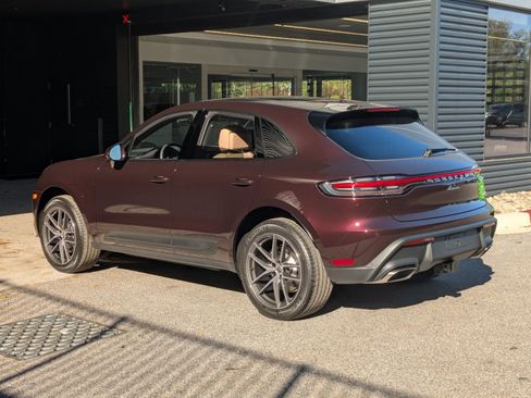 New 2026 Porsche Macan image 3