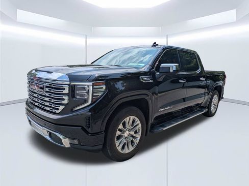 Used 2022 GMC Sierra 1500 Denali RWD image 7