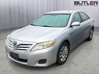 Used 2010 Toyota Camry LE FWD video 1