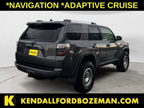 Used 2022 Toyota 4Runner SR5 w/ 4Runner Black Package (TMS) AWD/4WD image 5