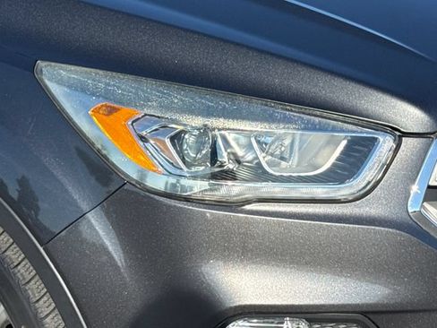 Used 2017 Ford Escape Titanium FWD image 12