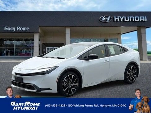 Used 2024 Toyota Prius Prime FWD image 1