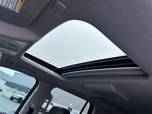 Used 2020 Cadillac Escalade Luxury image 11