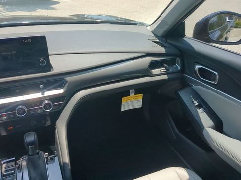 New 2025 Acura Integra Base image 17