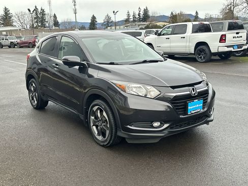 Used 2018 Honda HR-V EX image 7