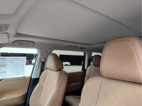 New 2025 INFINITI QX80 Luxe image 10