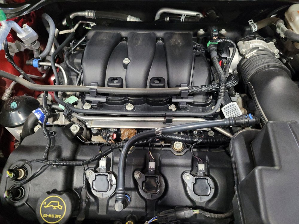 Used 2019 Ford Explorer XLT FWD image 30