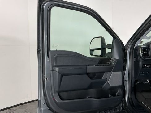 Certified 2025 Ford F350 Lariat w/ FX4 Off-Road Package AWD/4WD image 15