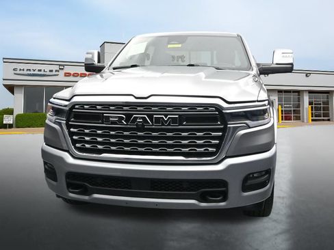 Used 2025 RAM 1500 Limited w/ Trailer Tow Group AWD/4WD image 8